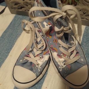 🦄Converse Unicorn. Girls size 4 🦄